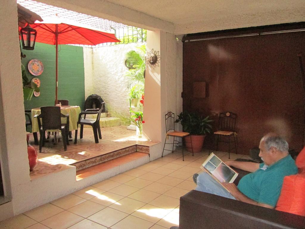 Hotel San Mateo San Salvador Quarto foto