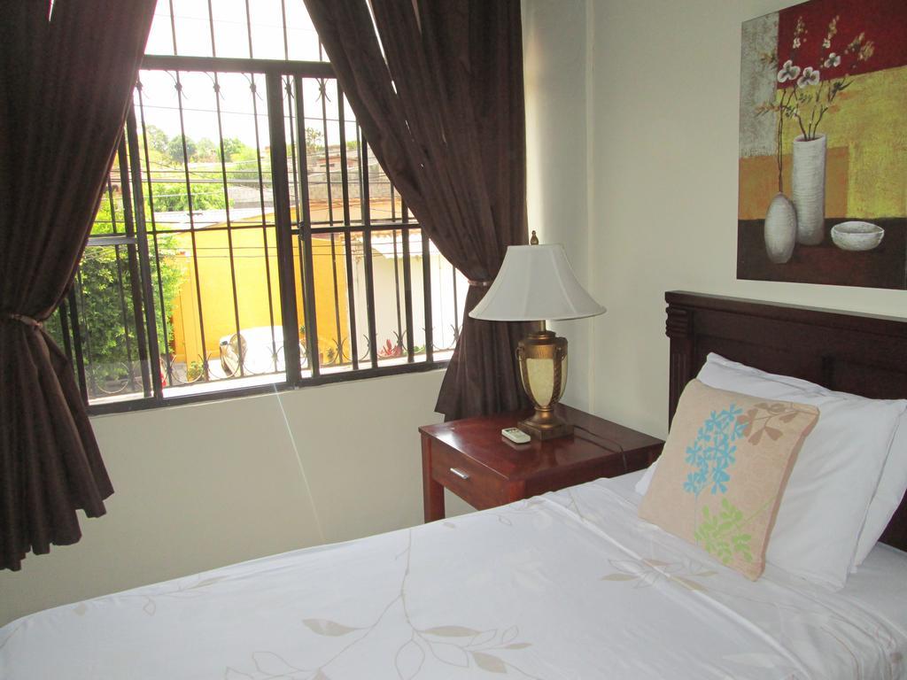 Hotel San Mateo San Salvador Quarto foto